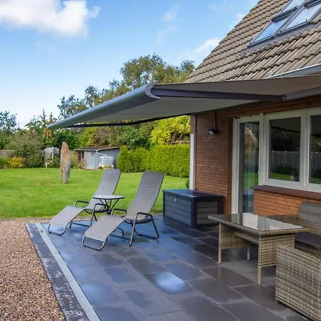 Ferienhaus Mit Atelier بيت للعطل *