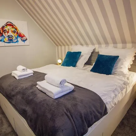 Ferienhaus Mit Atelier بيت للعطل Krummhörn